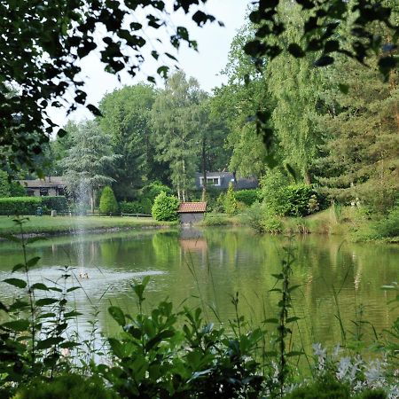 Comfortable Chalet With A Terrace At 3 Km From Baarle-Nassau Buitenkant foto