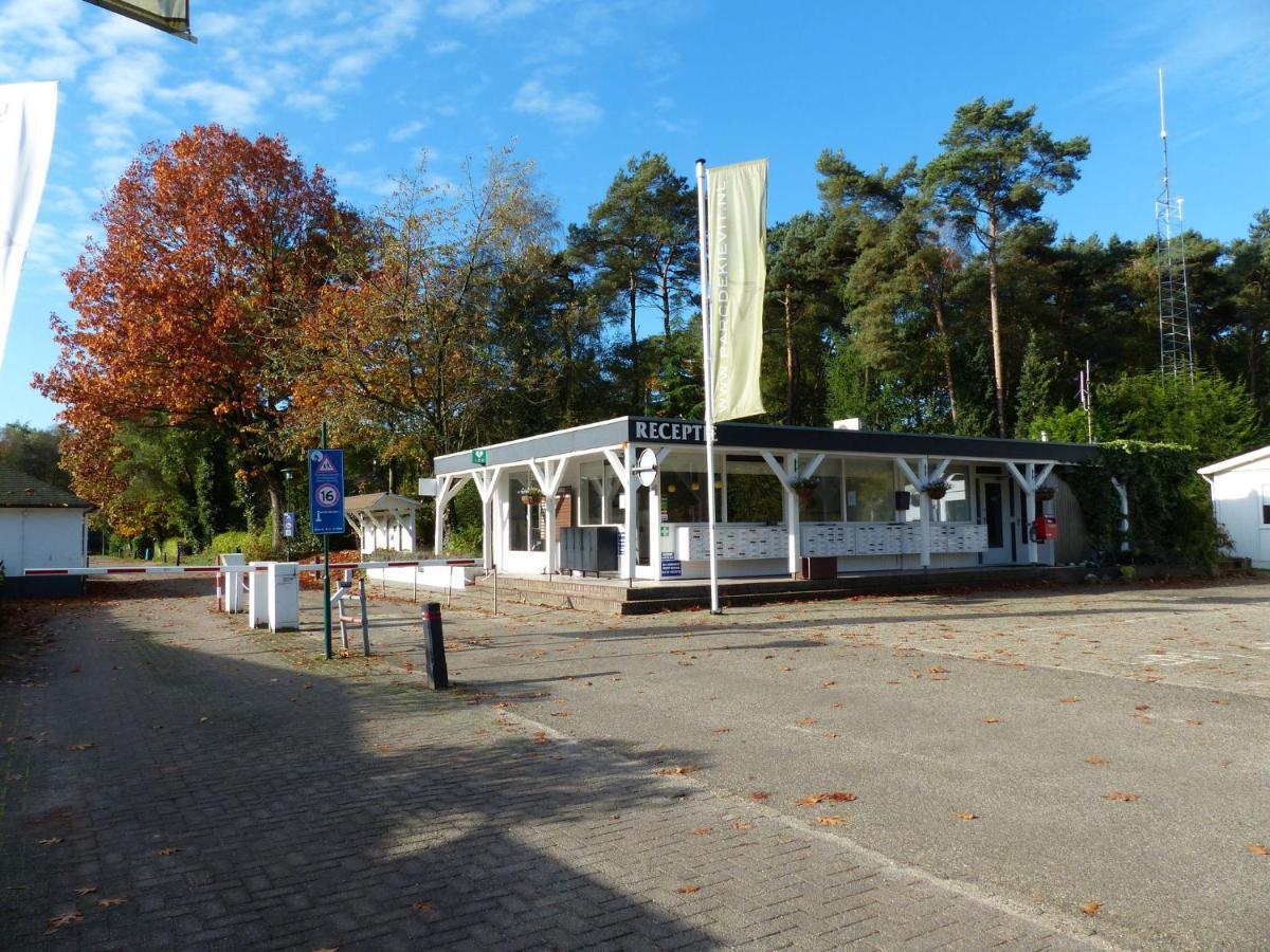 Comfortable Chalet With A Terrace At 3 Km From Baarle-Nassau Buitenkant foto